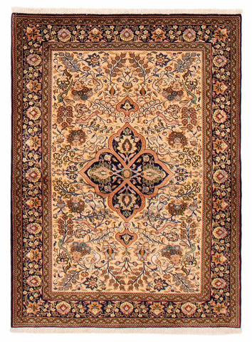 27099-Ghom Hand-knotted/Handmade Persian Rug/Carpet Traditional Authentic/ Size: 4'9" x 3'7"