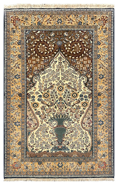 27085-Ghom Hand-knotted/Handmade Persian Rug/Carpet Traditional Authentic/ Size: 5'6" x 3'9"