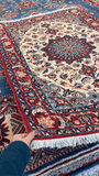 26756- Isfahan Persian Hand-Knotted Authentic/Traditional Carpet/Rug/ Size: 4'11'' x 3'5''