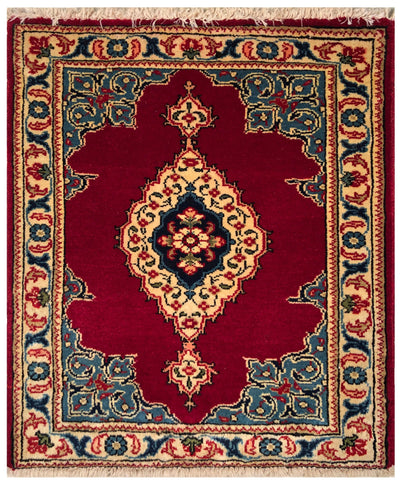 23827-Ghashgai Hand-Knotted/Handmade Persian Rug/Tribal/ Nomadic/Authentic/ Size: 2'2" x 1'10"